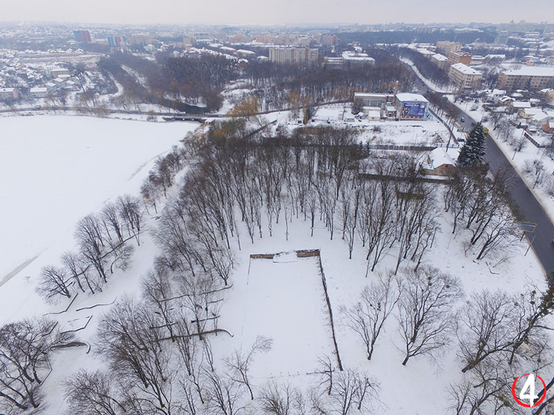 парк біля Басового кута
