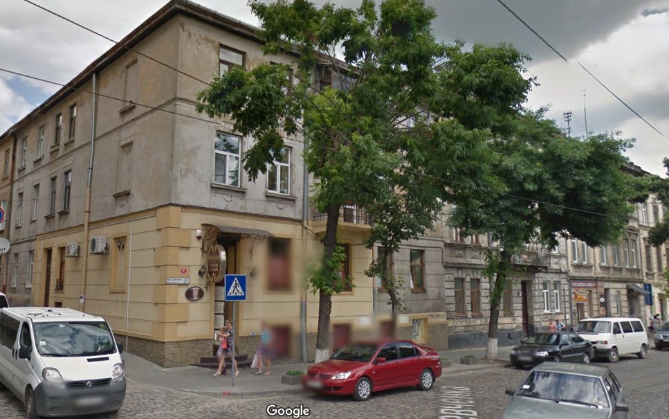 Володимир Зотов купив 32,4 кв.м. в підвалі за 8704 грн./кв.м. на вул. Шевченка, 20