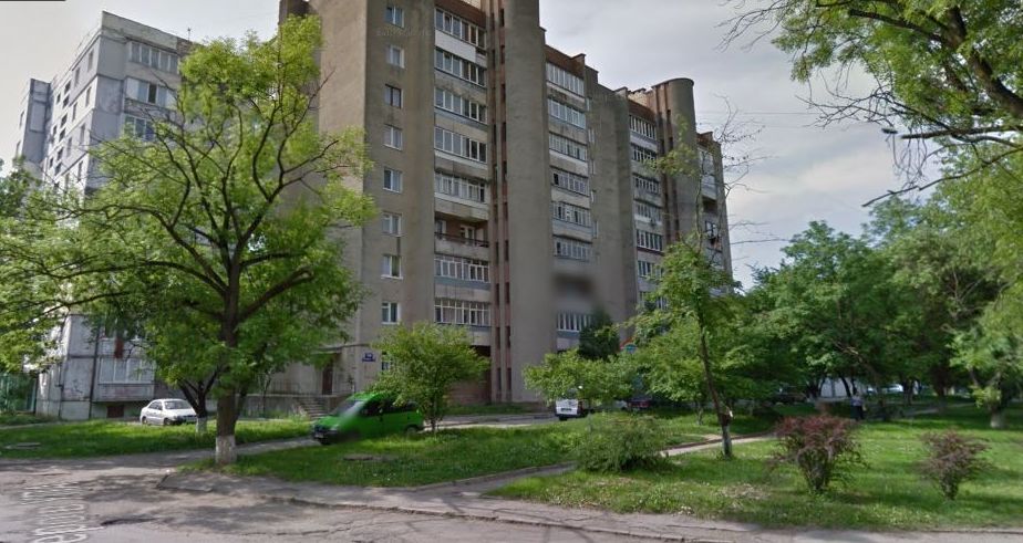 Михайло Татарчук викупив 38,6 кв.м. на першому поверсі вул. Вовчинецька, 170 за 2404 грн./кв.м.